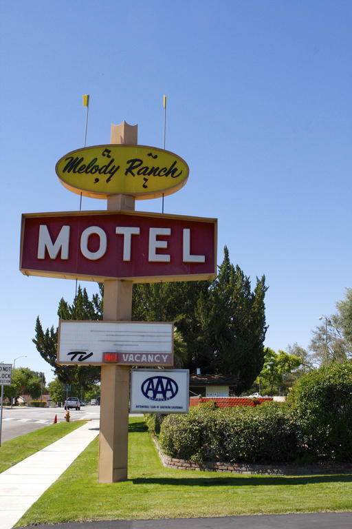 Melody Ranch Motel Пасо Роблес Екстериор снимка